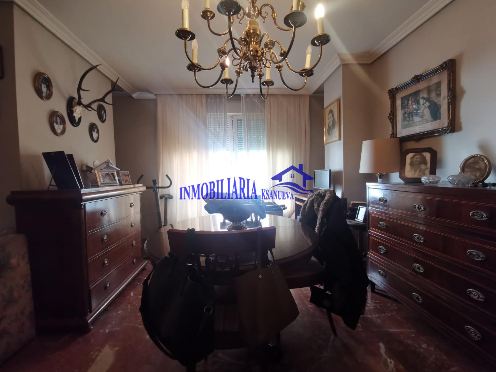 For sale of flat in Córdoba