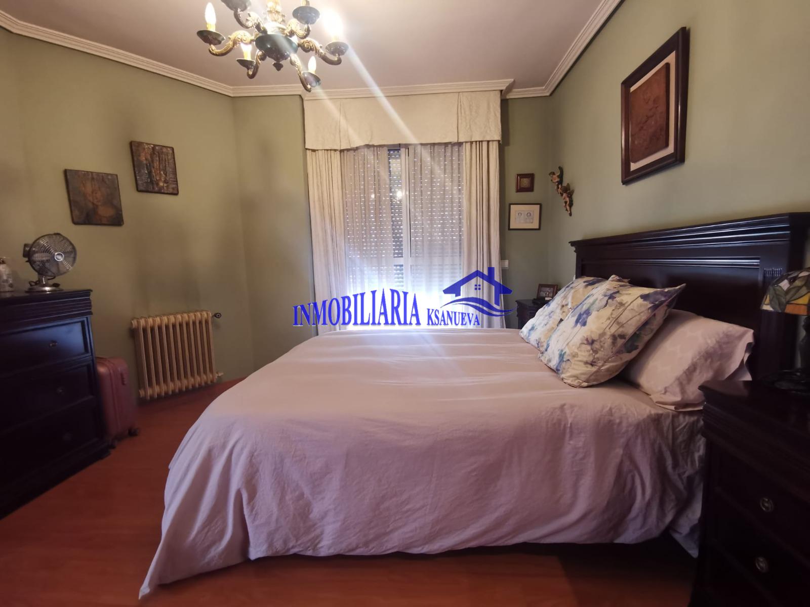 For sale of flat in Córdoba