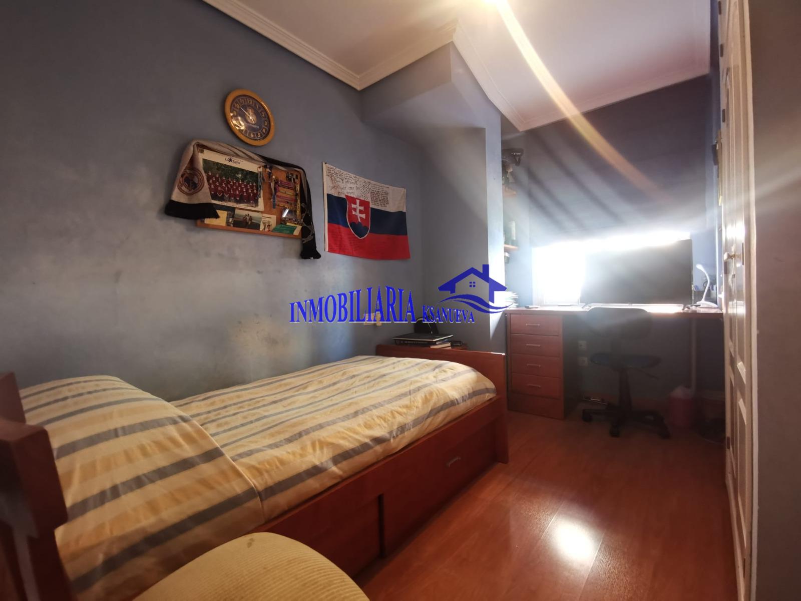 For sale of flat in Córdoba