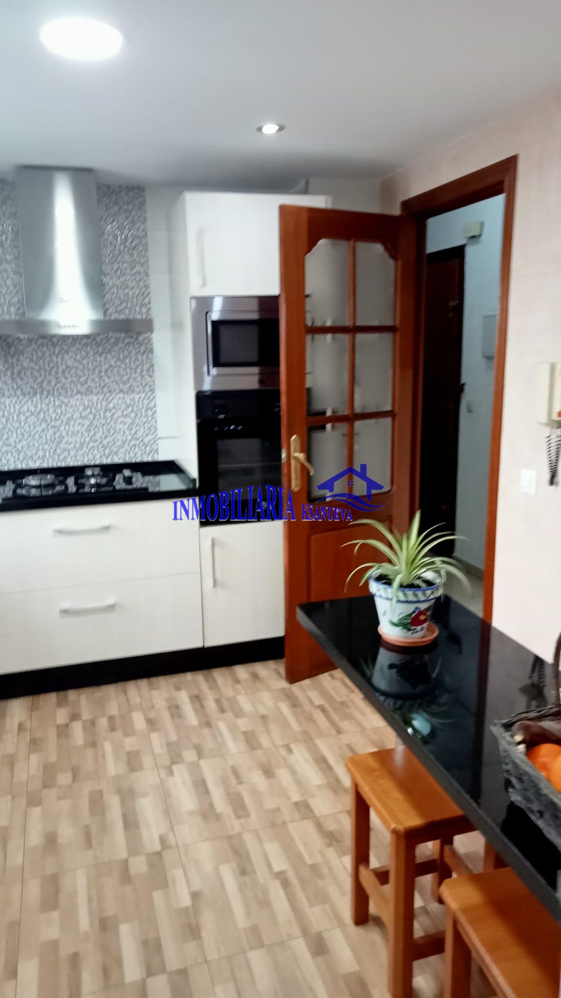 For sale of flat in Córdoba