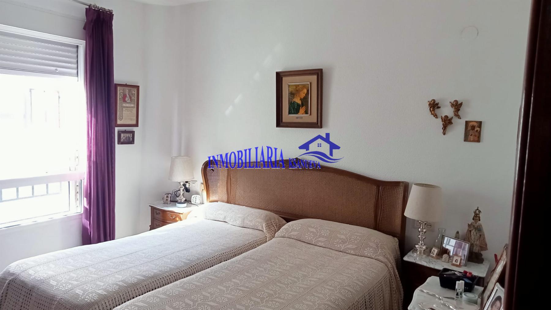 For sale of flat in Córdoba