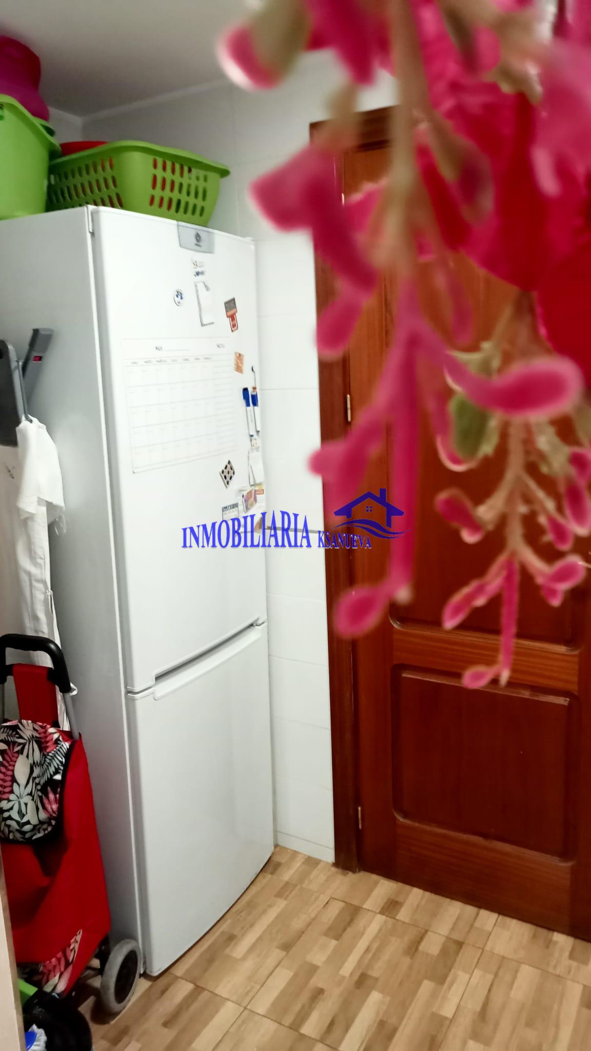 For sale of flat in Córdoba