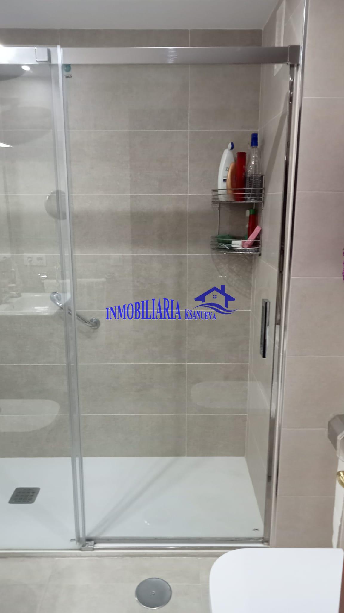 For sale of flat in Córdoba