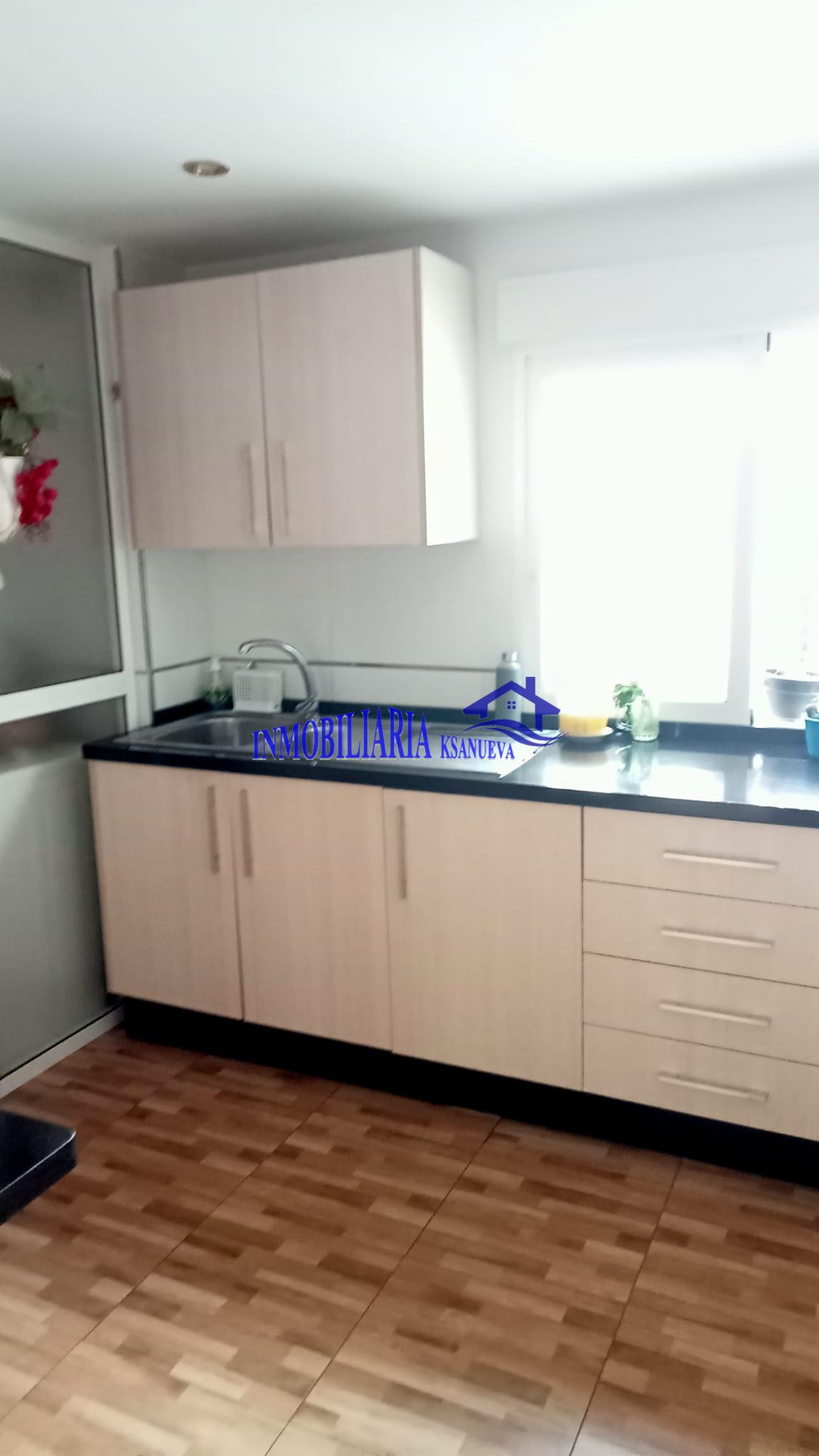For sale of flat in Córdoba