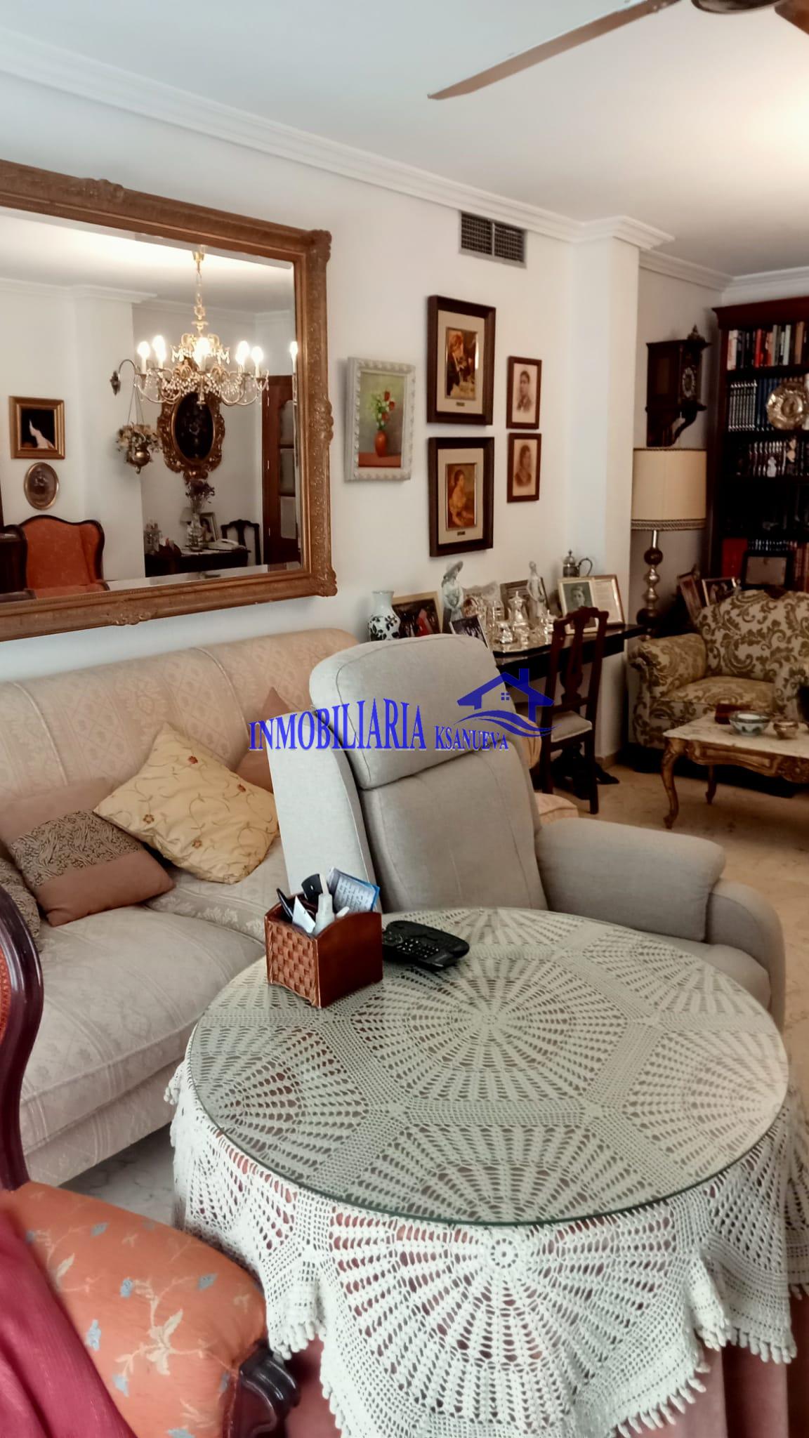 For sale of flat in Córdoba