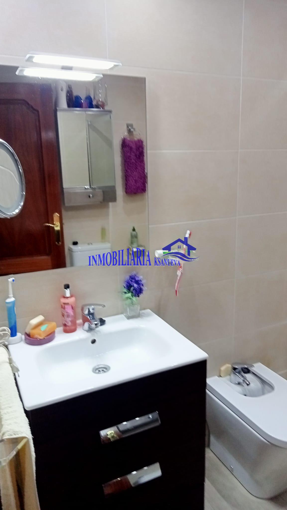 For sale of flat in Córdoba