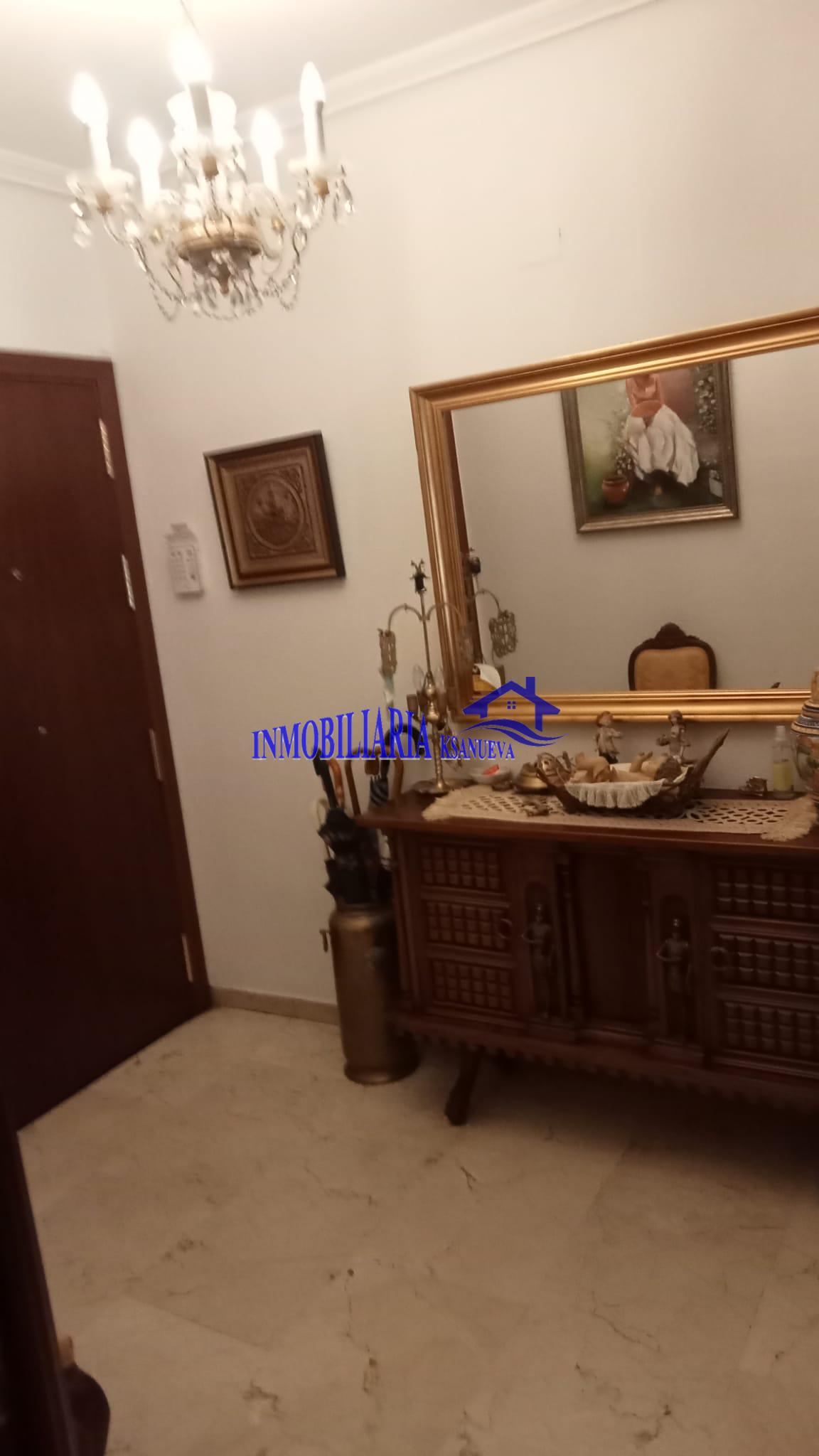 For sale of flat in Córdoba
