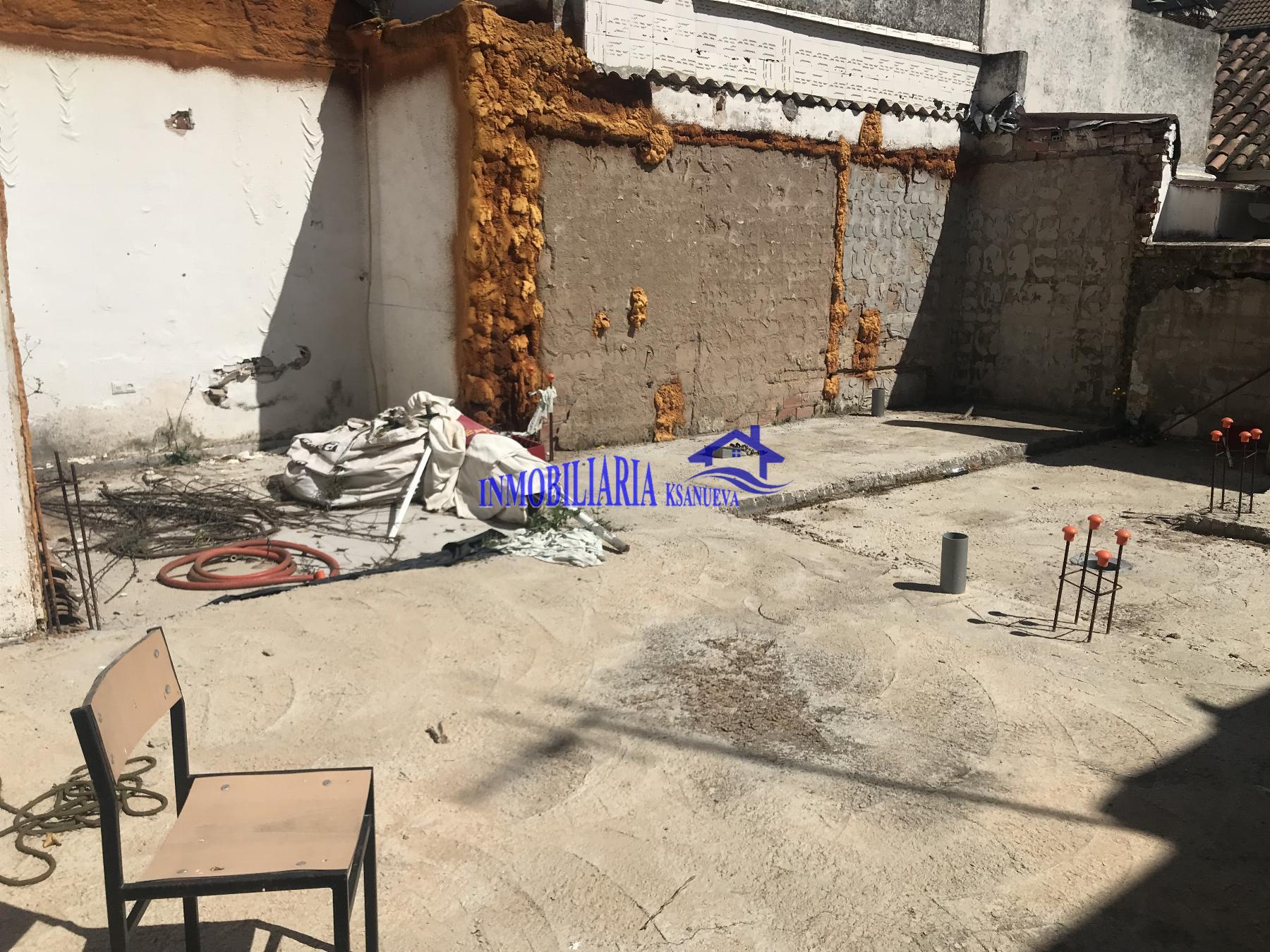 For sale of land in Córdoba