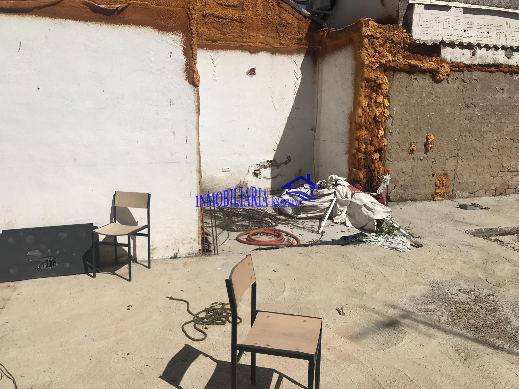 For sale of land in Córdoba