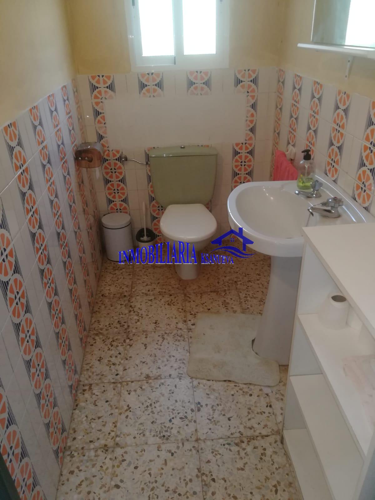 For sale of flat in Córdoba