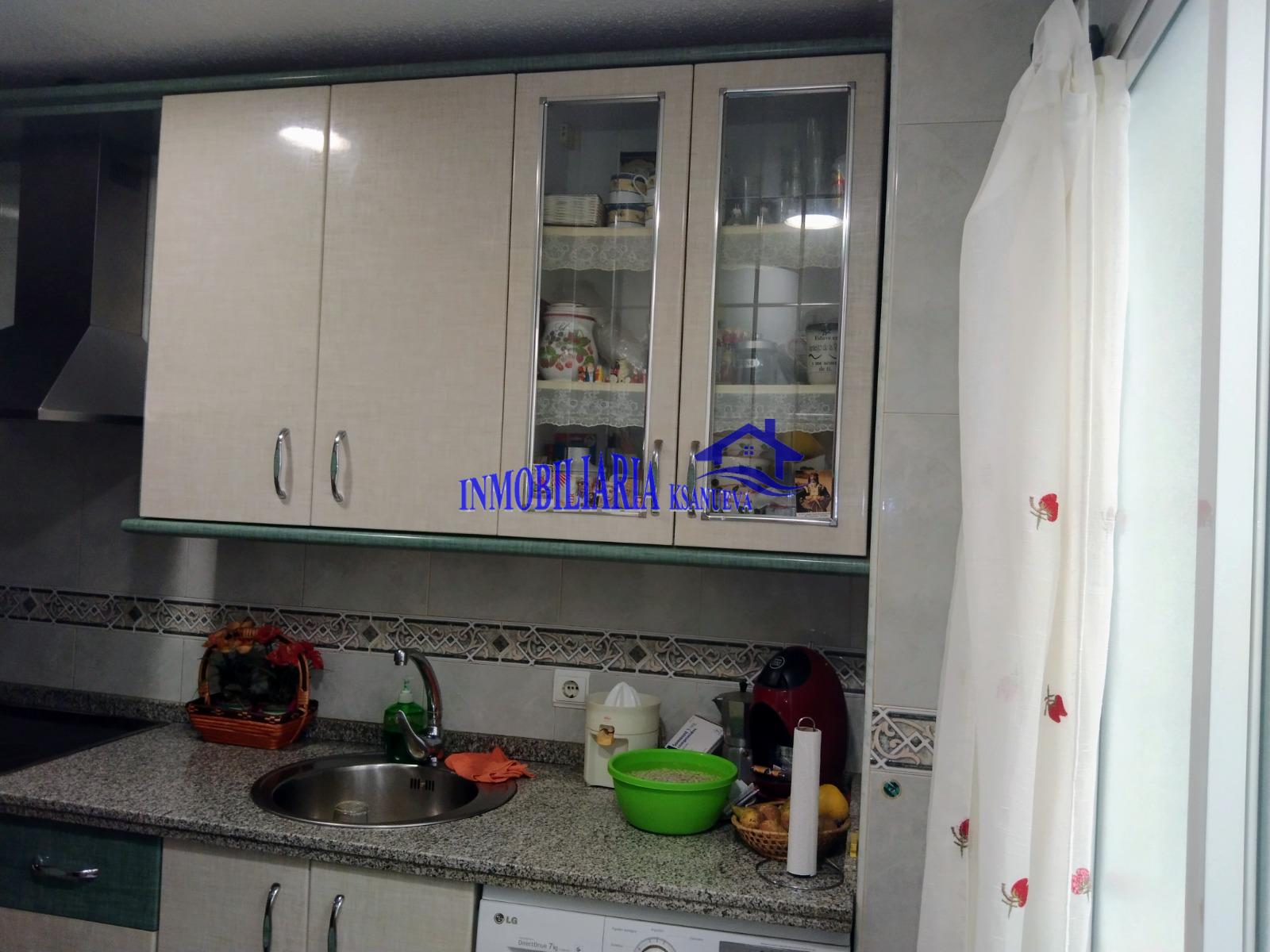 For sale of flat in Córdoba
