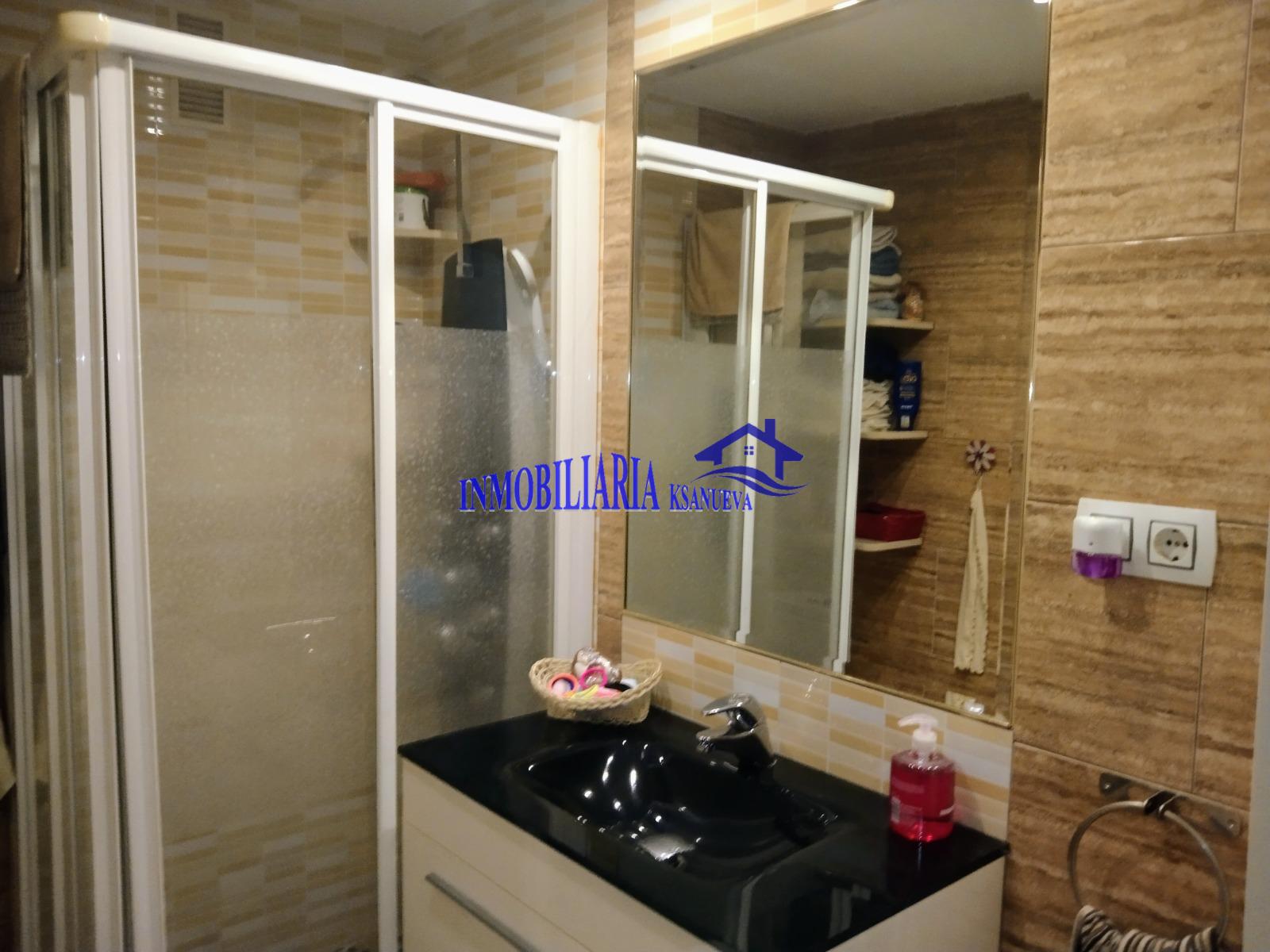 For sale of flat in Córdoba