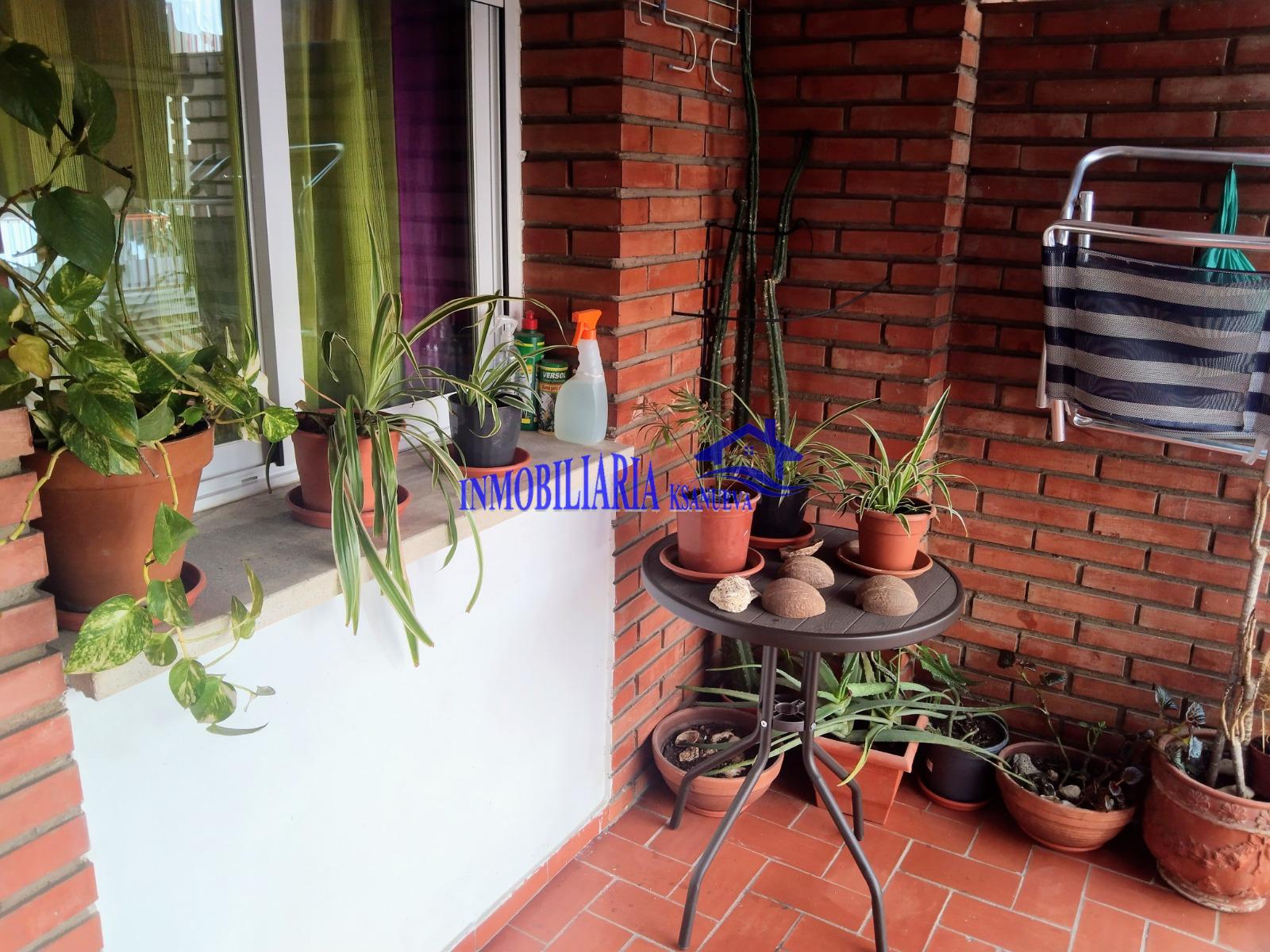 For sale of flat in Córdoba
