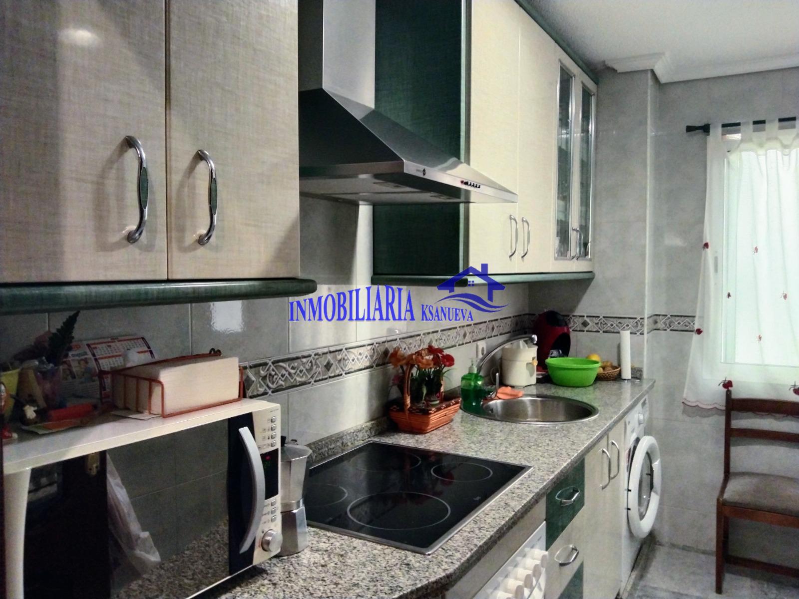 For sale of flat in Córdoba