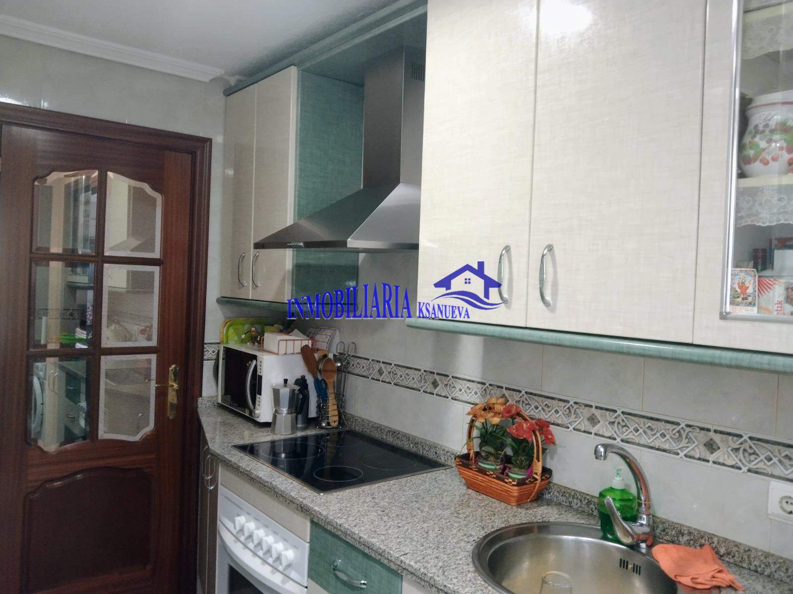For sale of flat in Córdoba