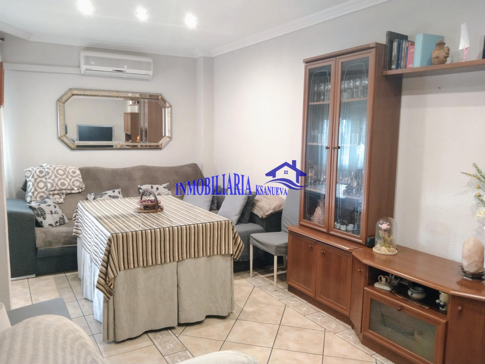 For sale of flat in Córdoba