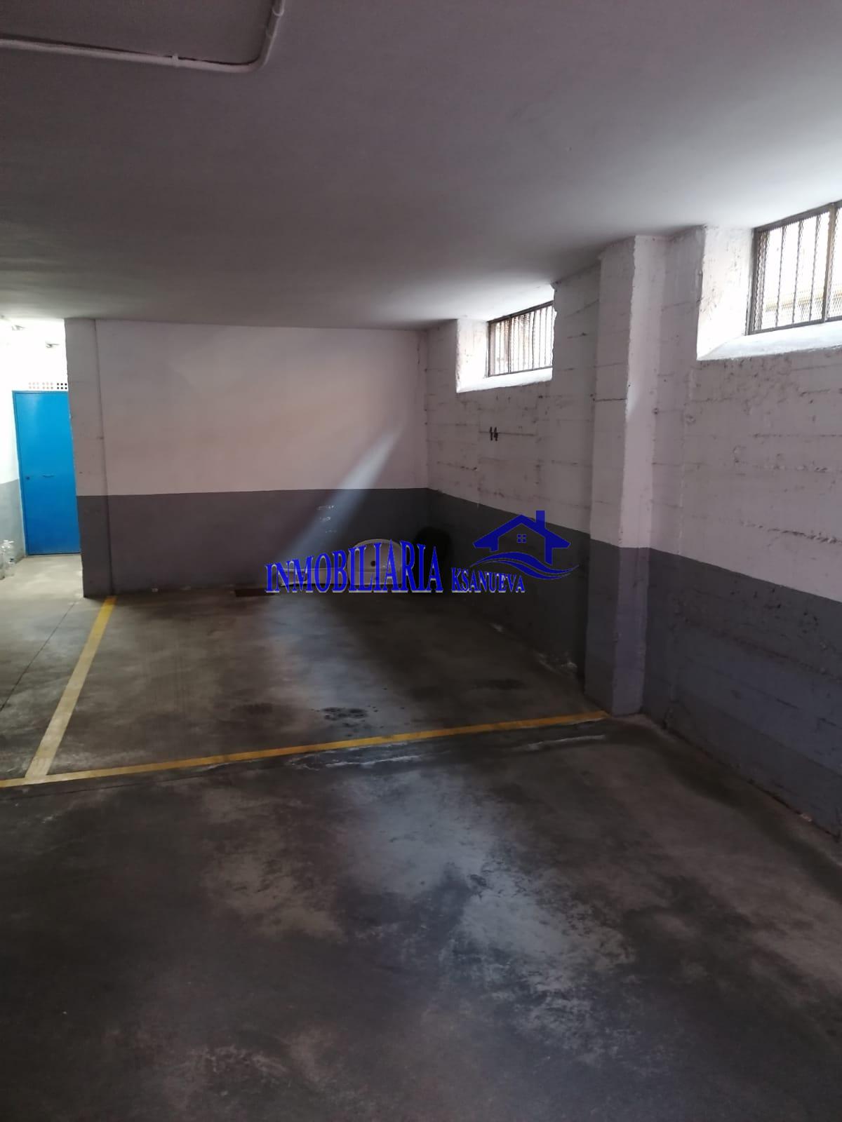 For sale of flat in Córdoba