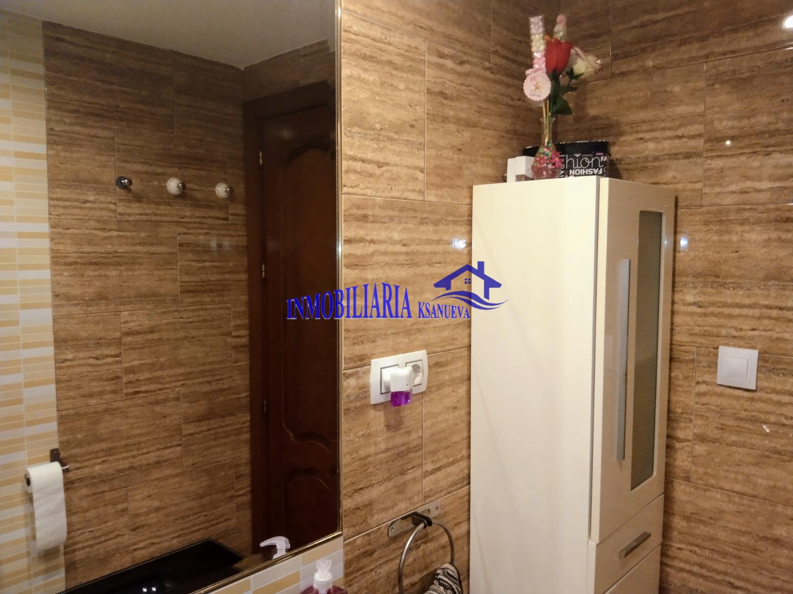 For sale of flat in Córdoba