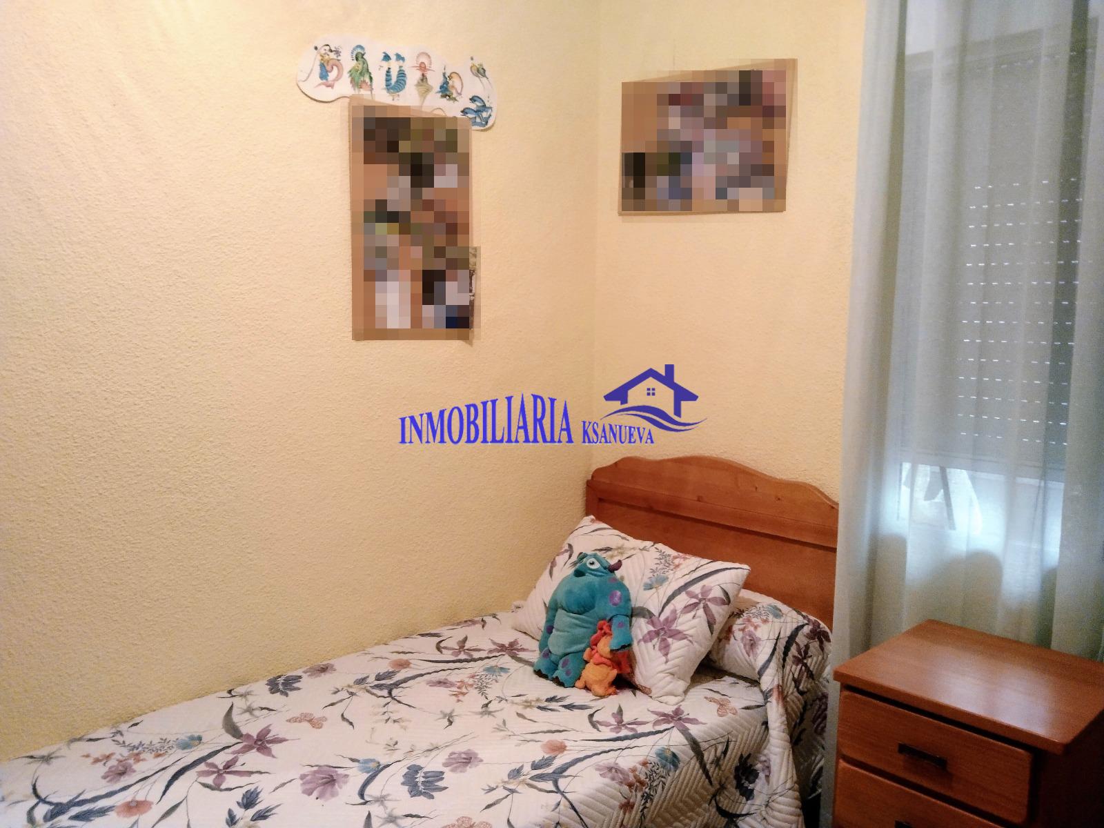 For sale of flat in Córdoba