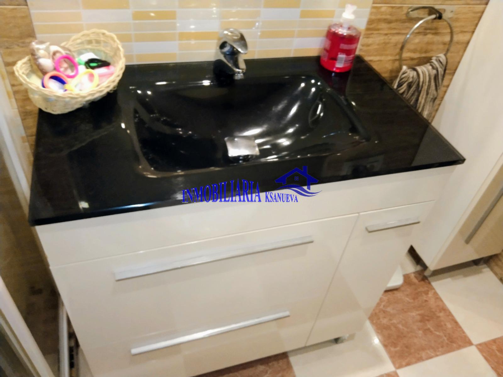 For sale of flat in Córdoba