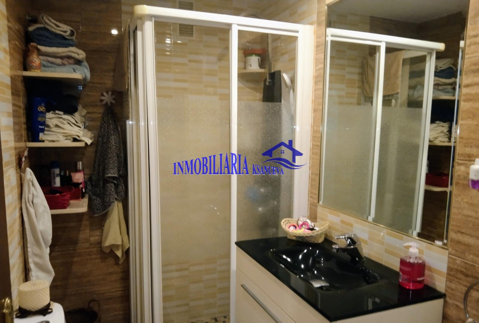 For sale of flat in Córdoba