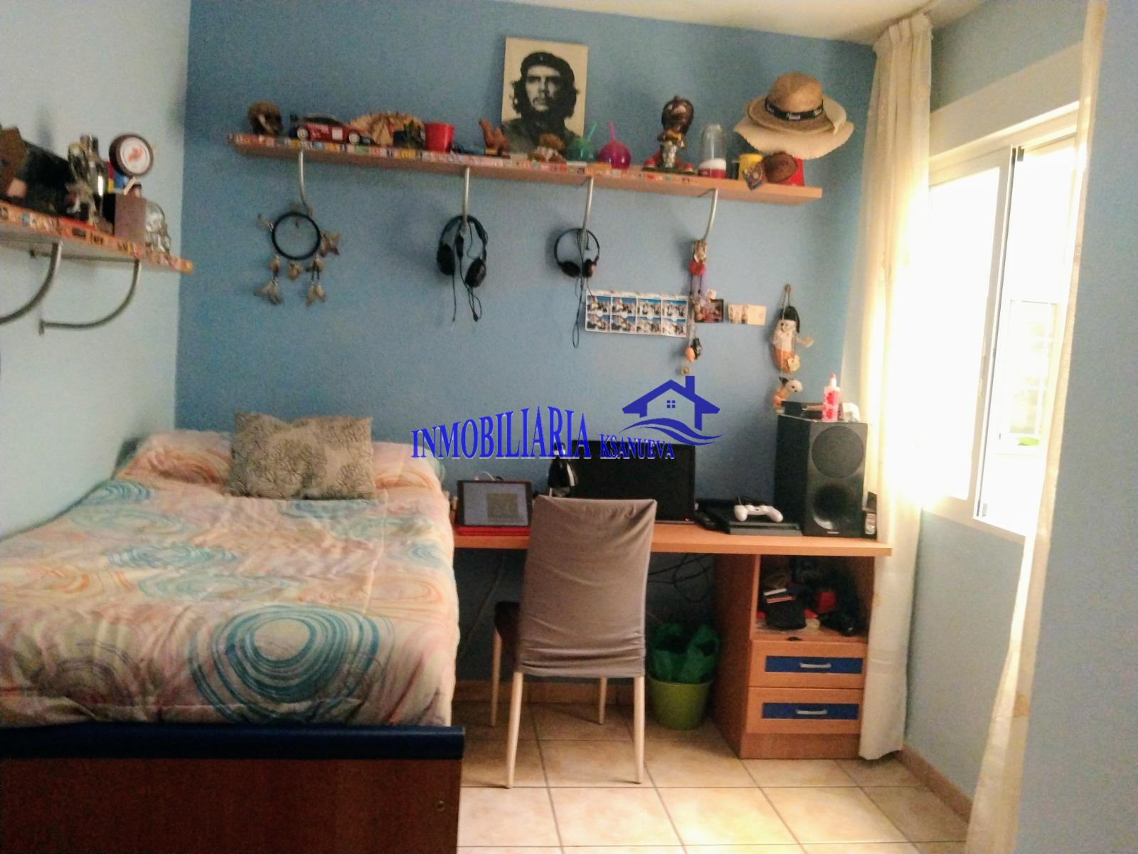 For sale of flat in Córdoba