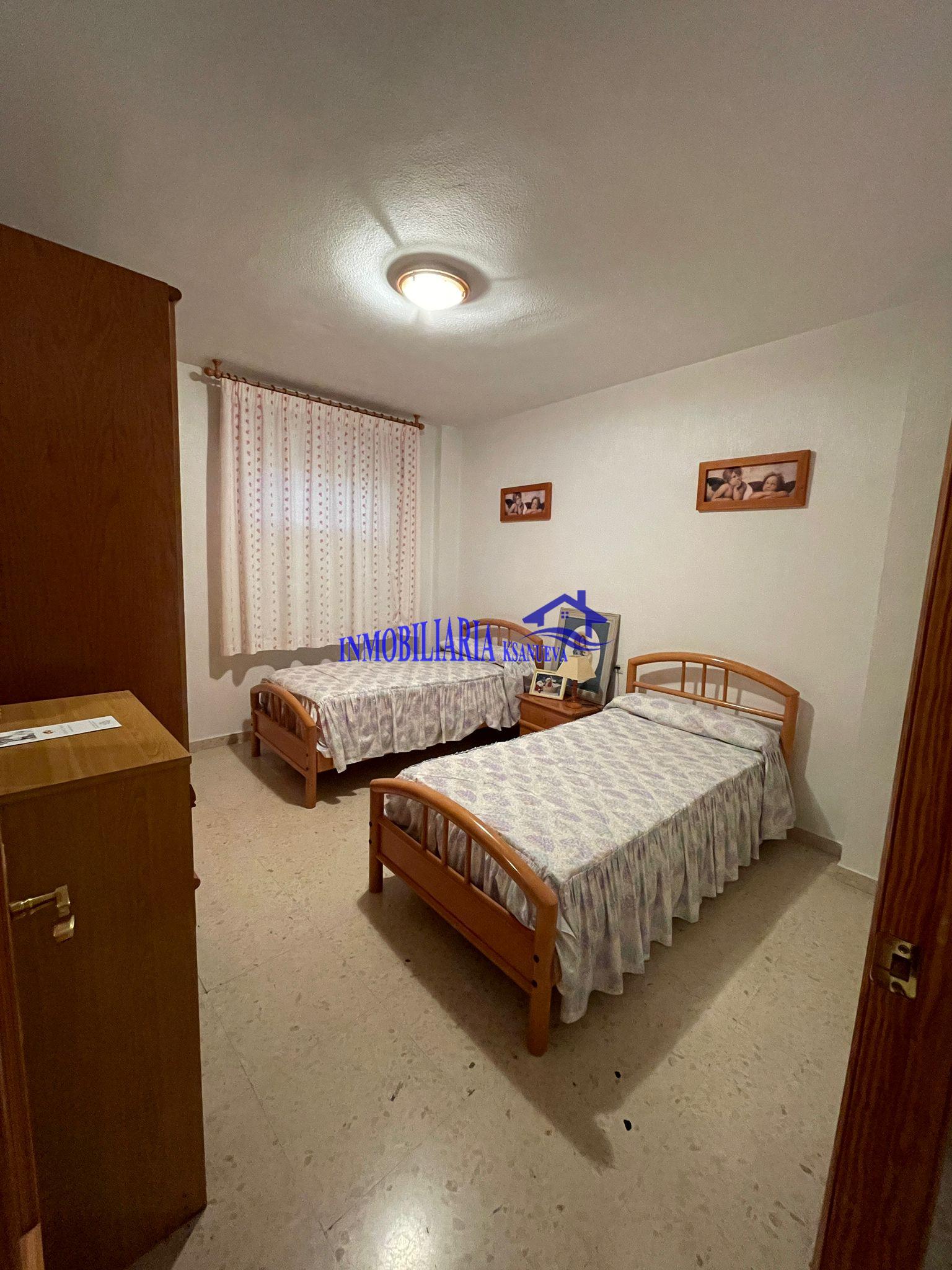For sale of flat in Córdoba