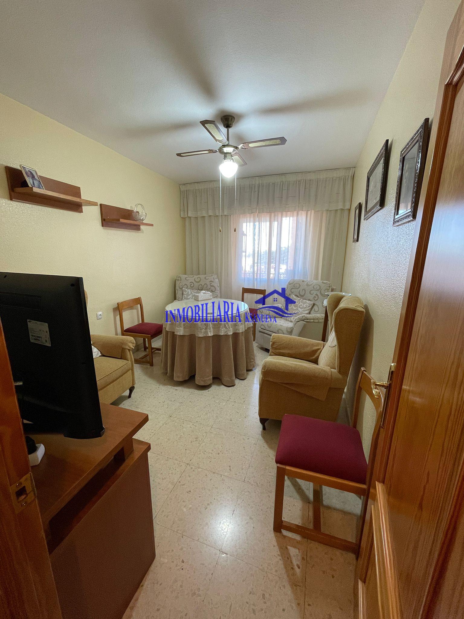 For sale of flat in Córdoba