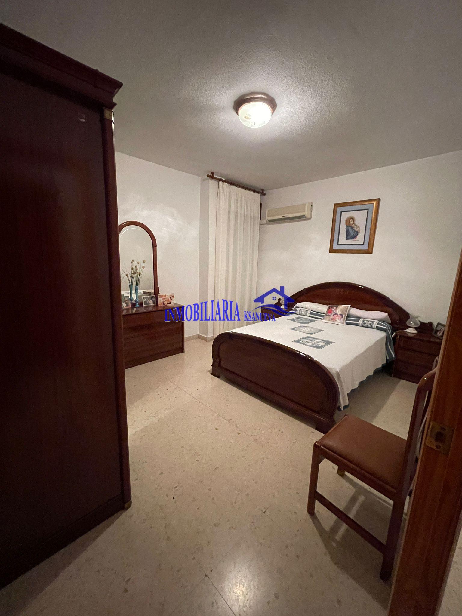 For sale of flat in Córdoba