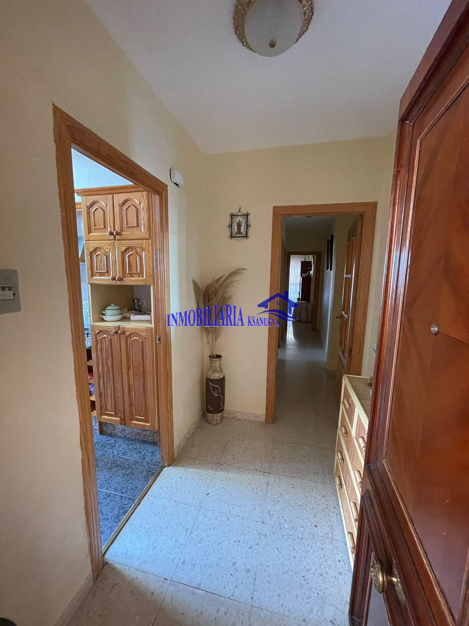 For sale of flat in Córdoba