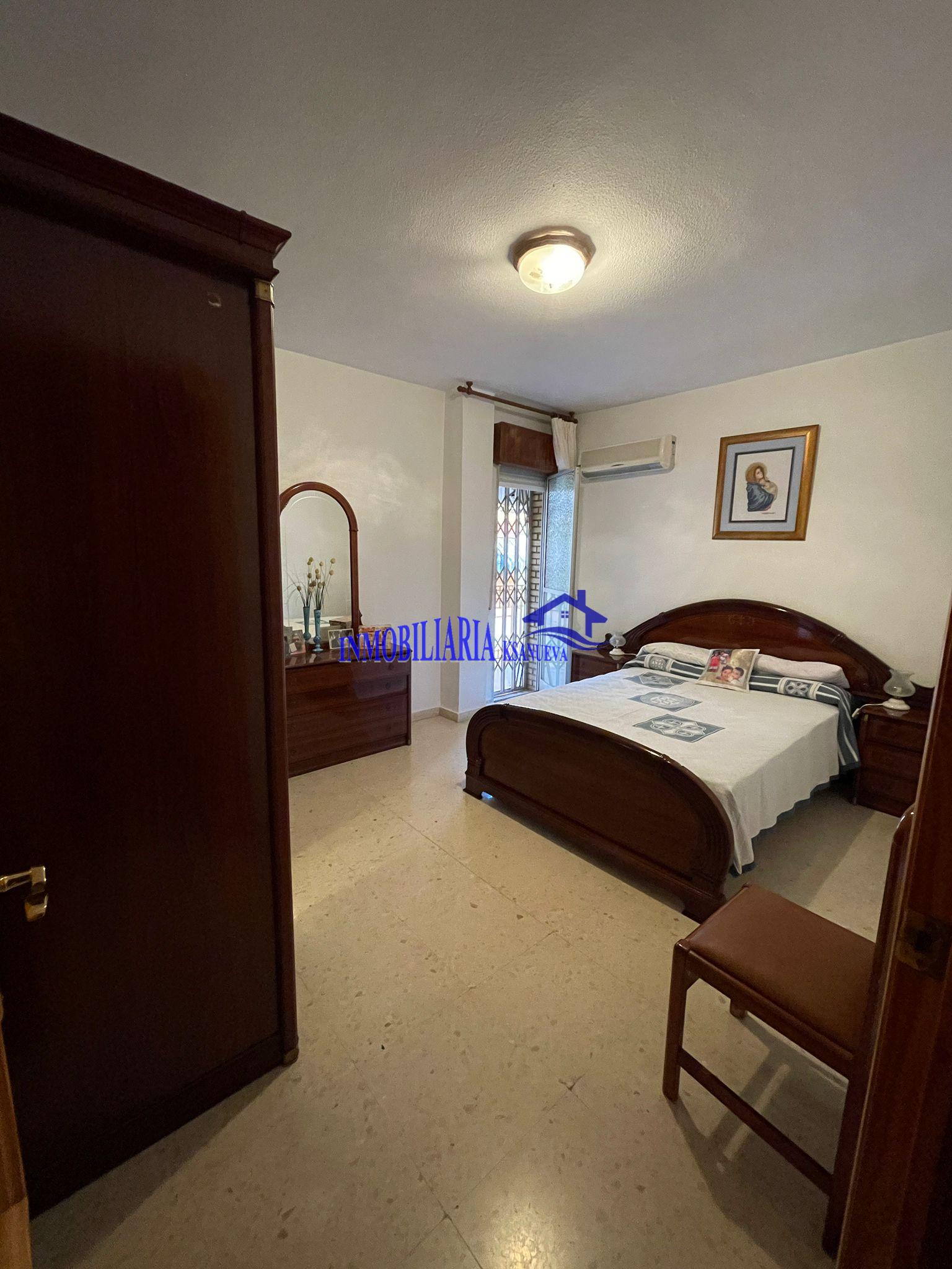 For sale of flat in Córdoba