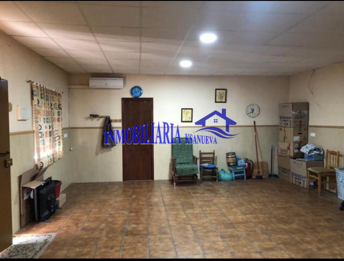 For sale of house in Córdoba
