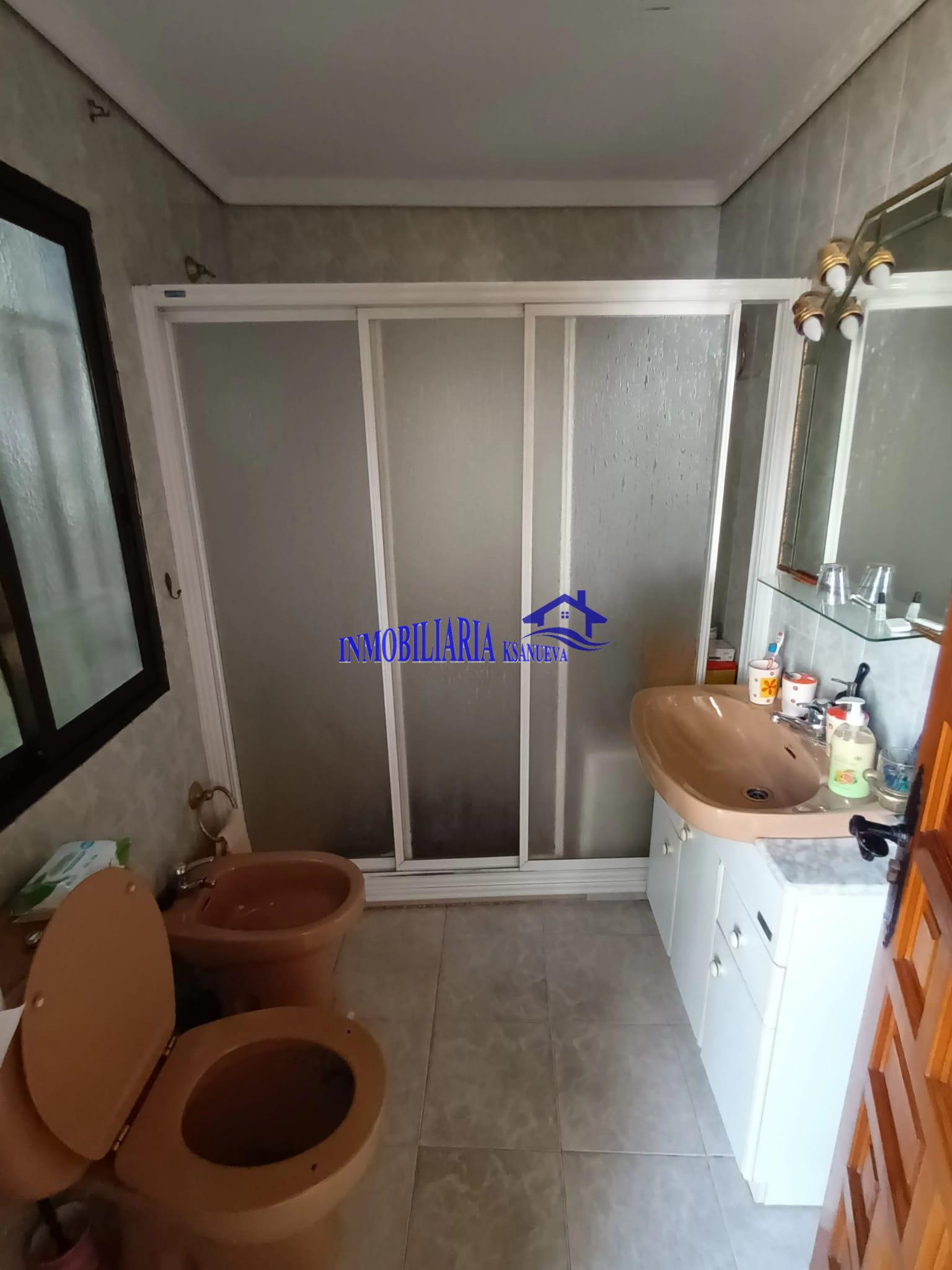 For sale of house in Córdoba