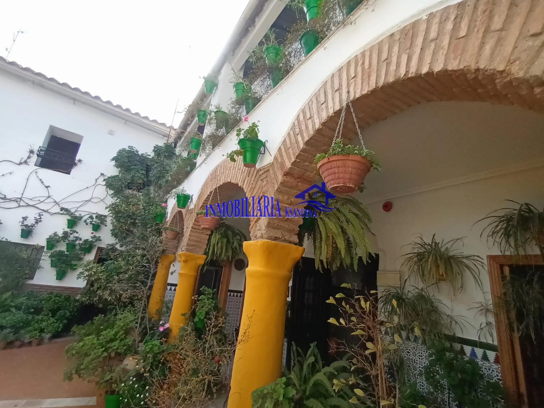 For sale of house in Córdoba