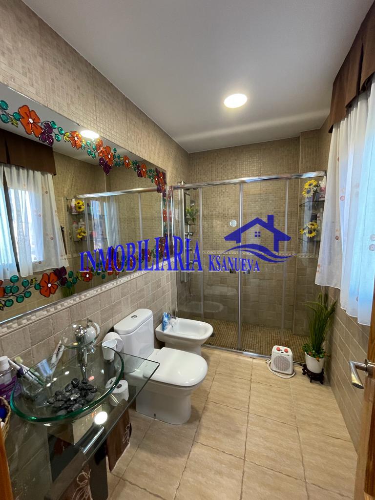 For sale of house in Córdoba