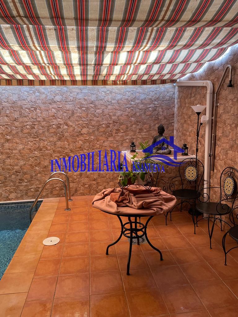 For sale of house in Córdoba