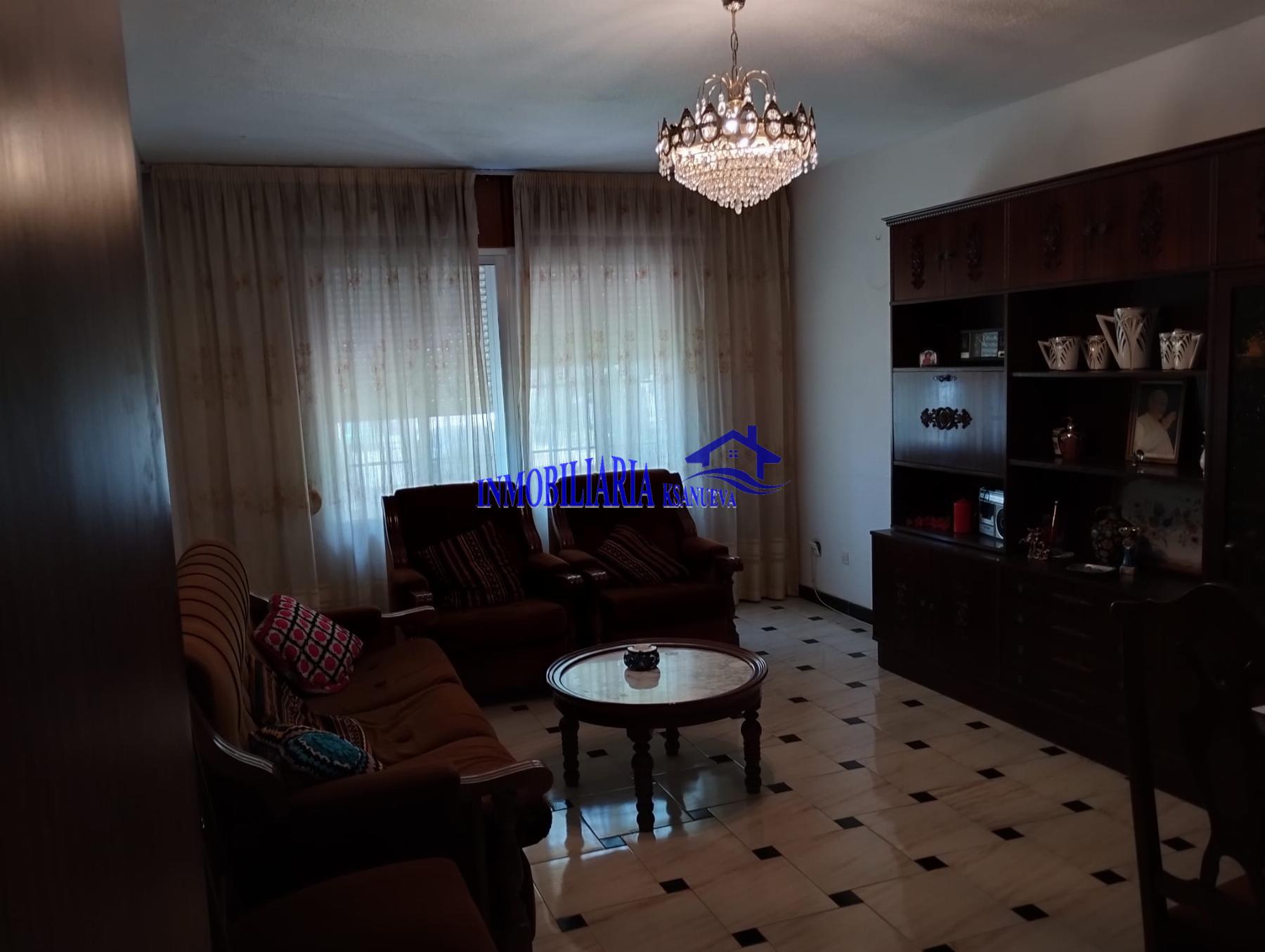 For sale of flat in Córdoba
