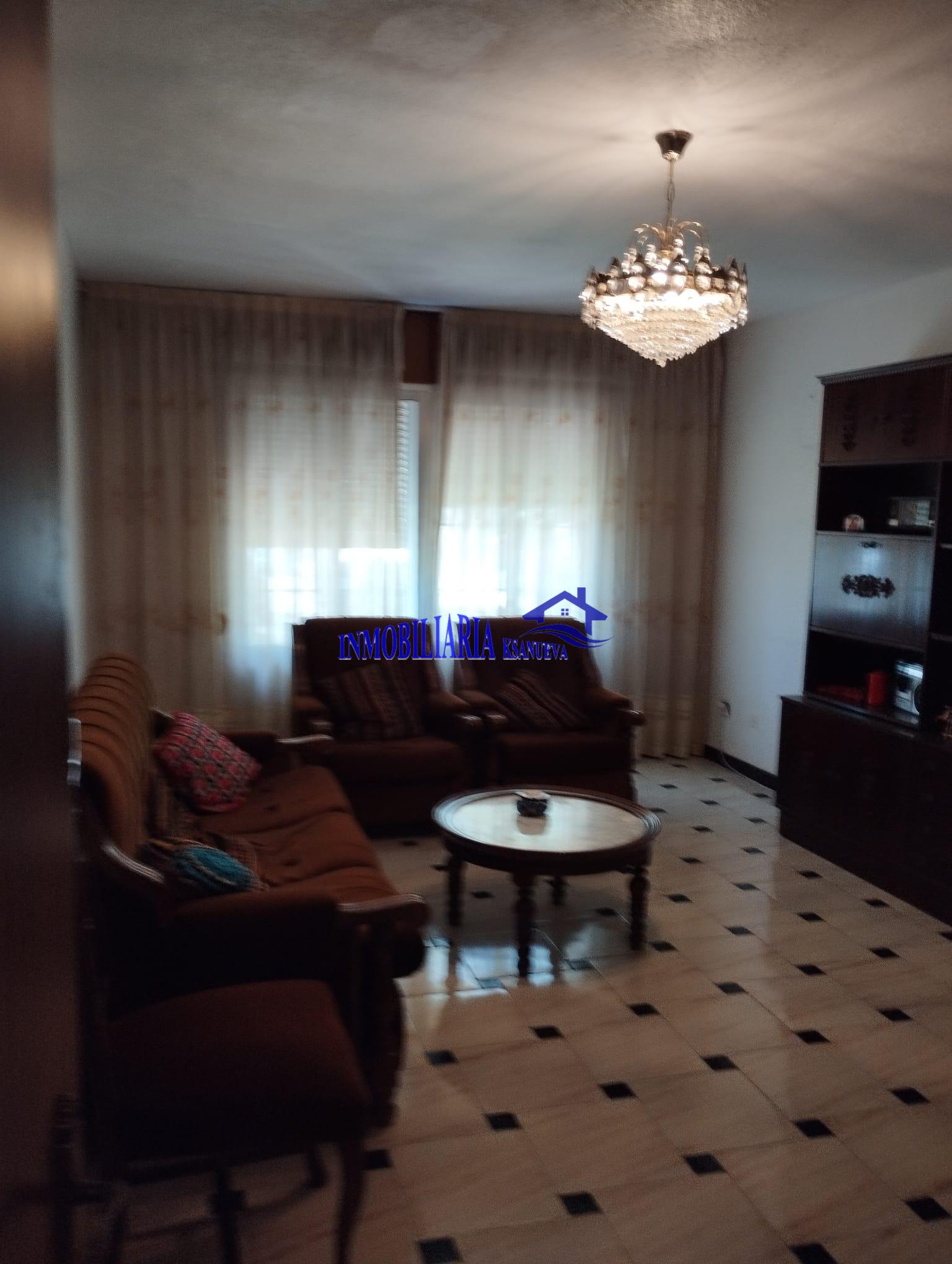 For sale of flat in Córdoba