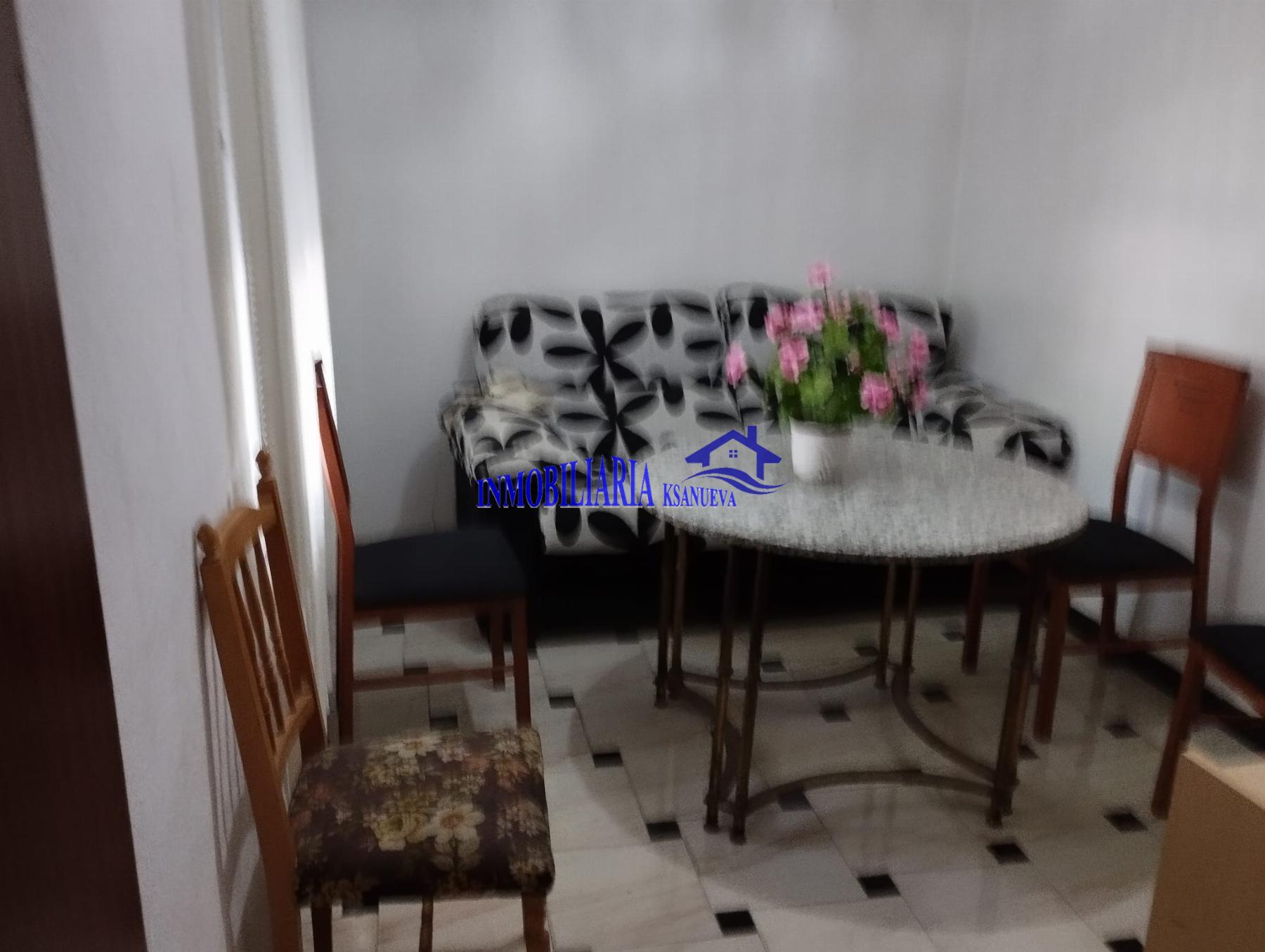 For sale of flat in Córdoba