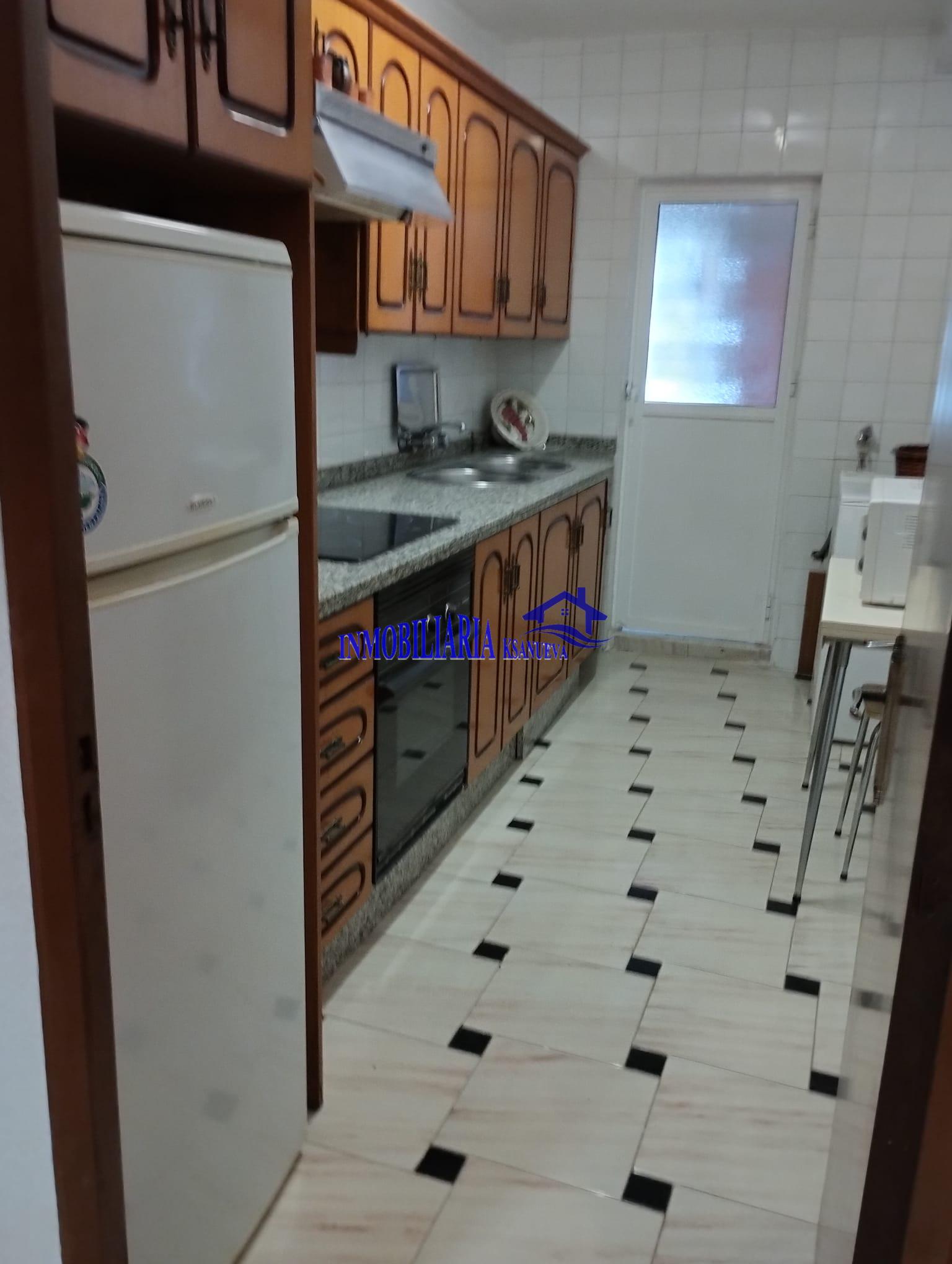 For sale of flat in Córdoba