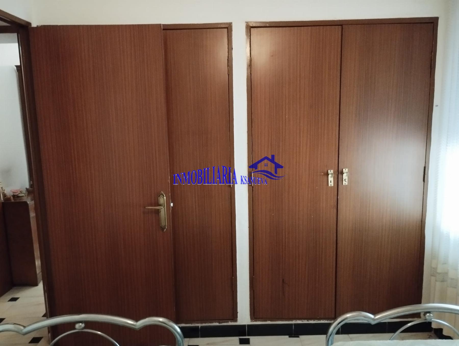 For sale of flat in Córdoba