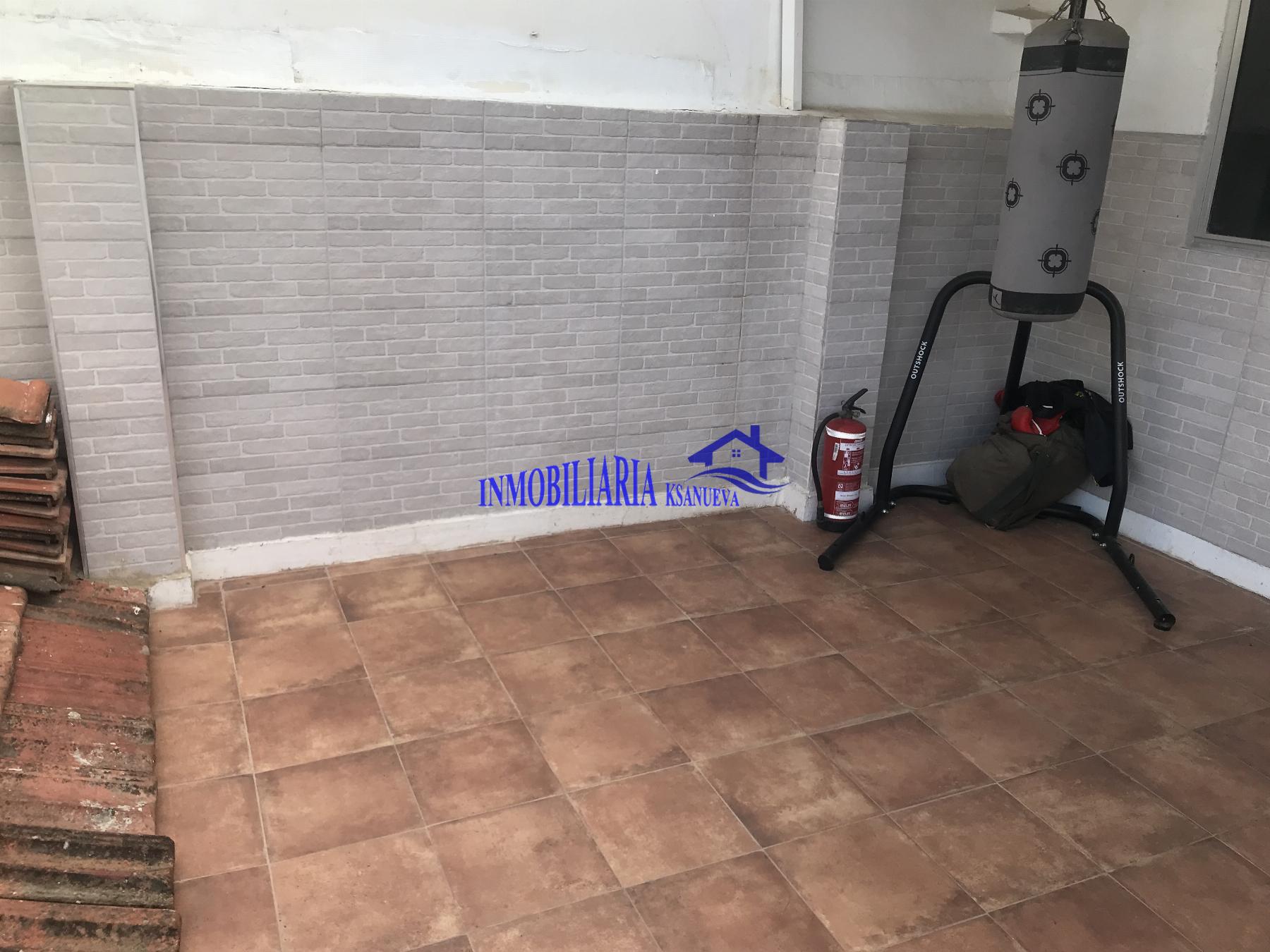 For sale of house in Córdoba