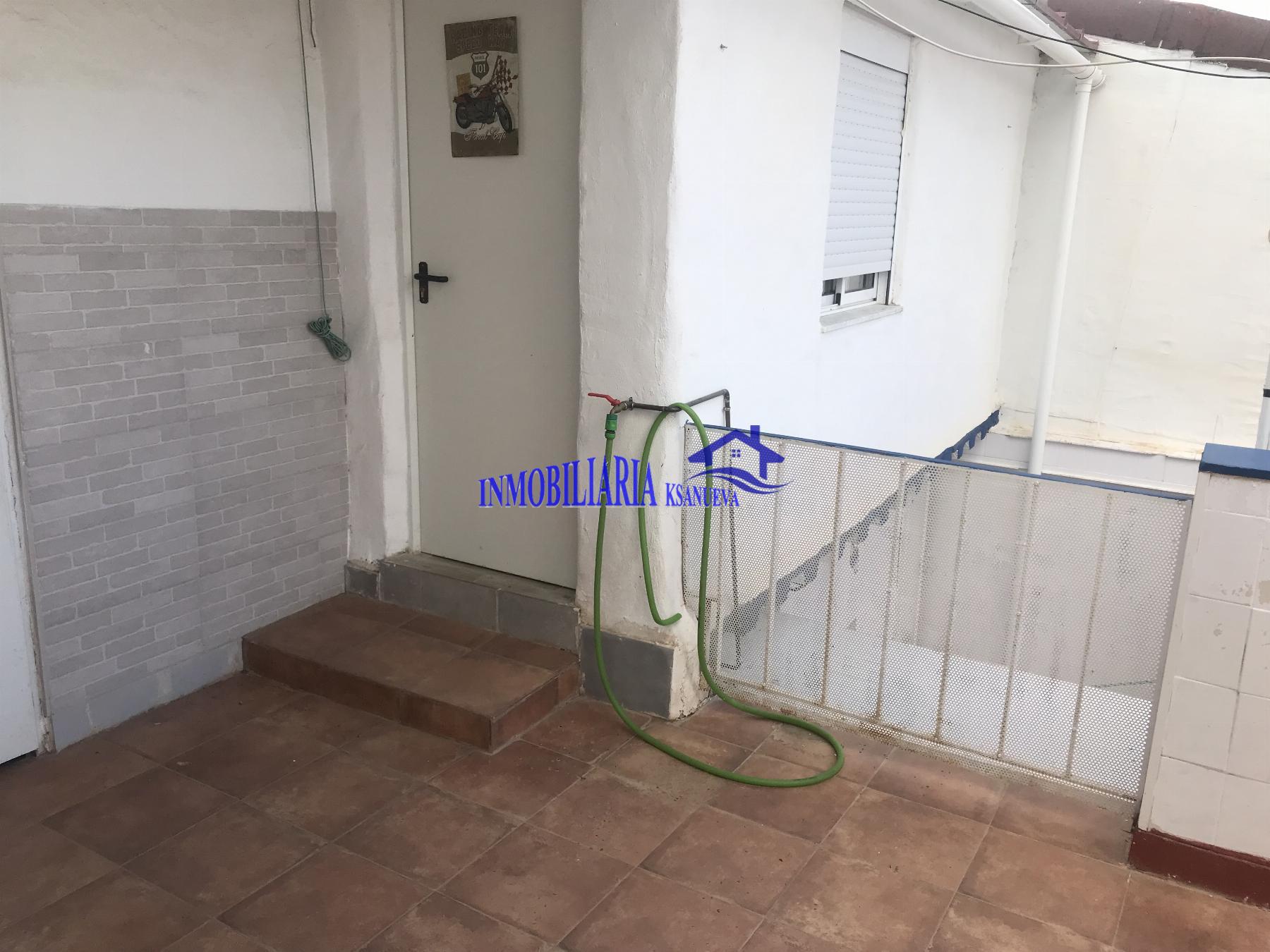 For sale of house in Córdoba