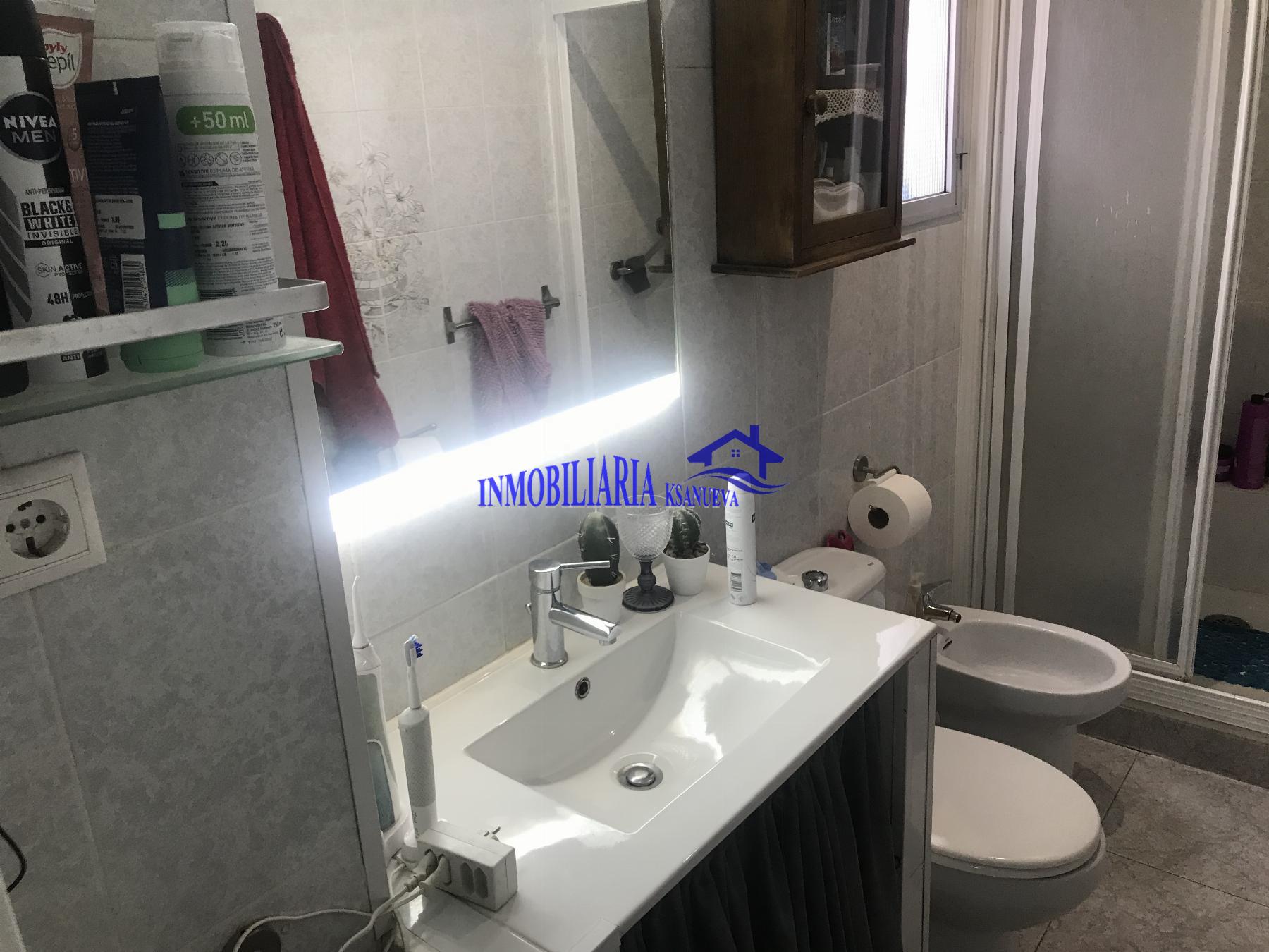 For sale of house in Córdoba