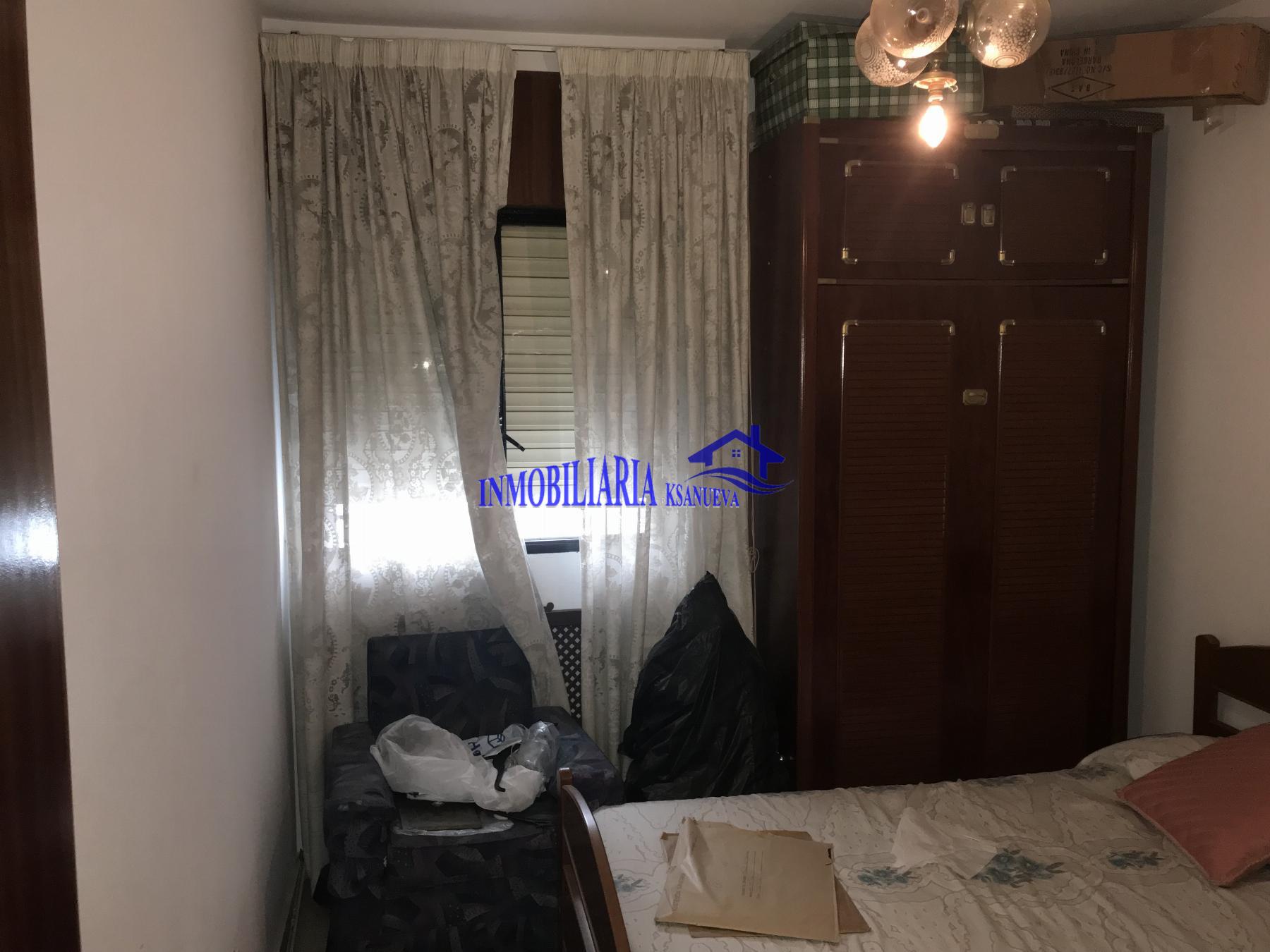 For sale of flat in Córdoba