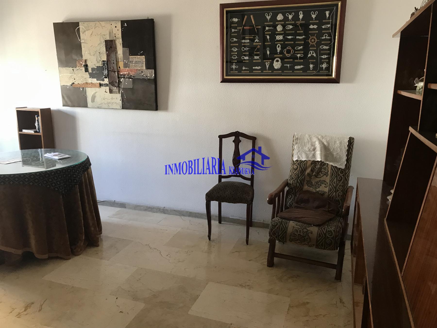 For sale of flat in Córdoba