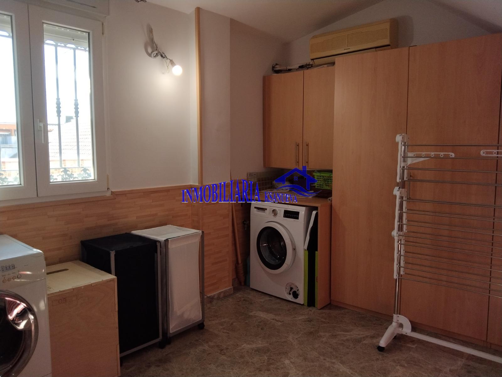 For sale of house in Córdoba