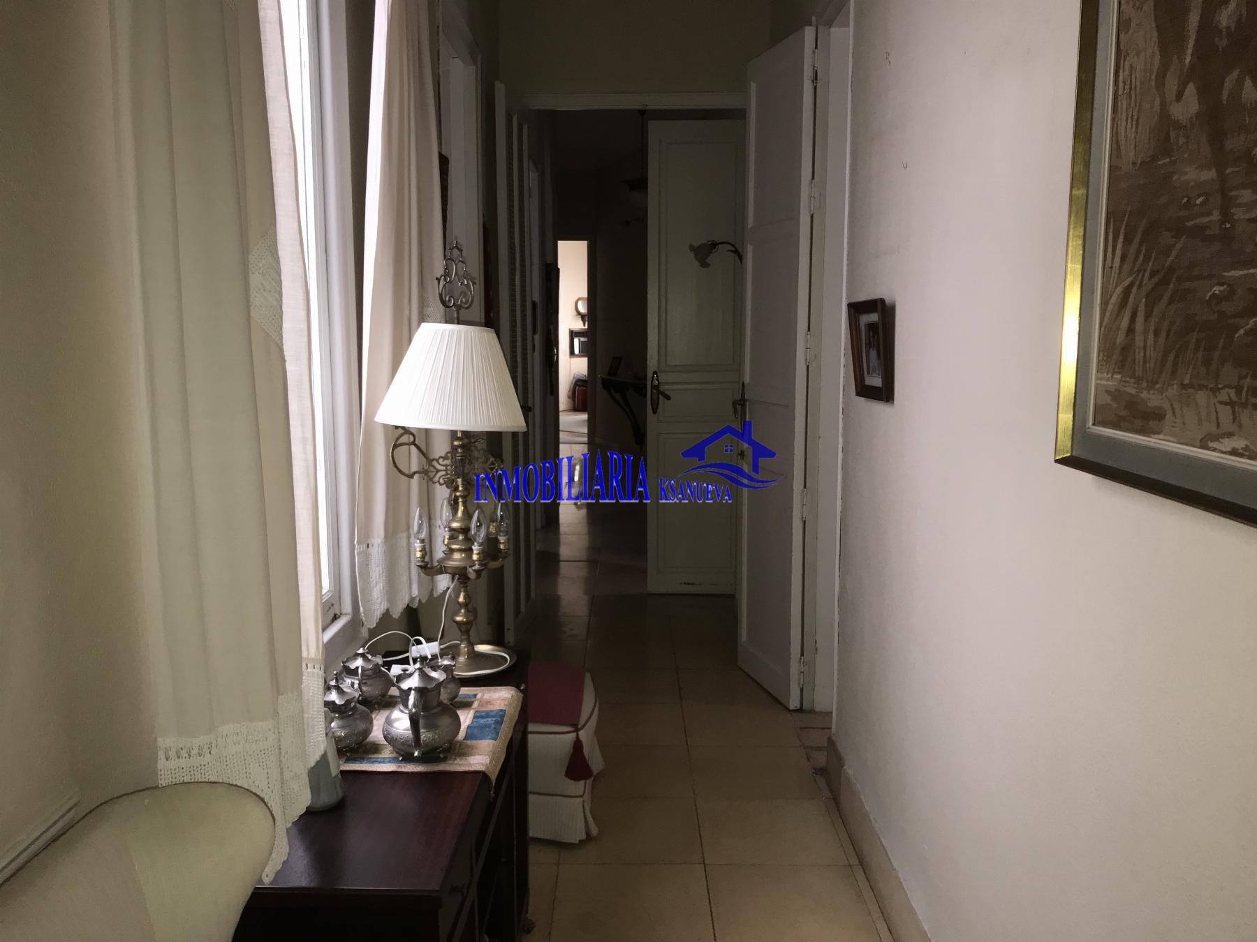 For sale of flat in Córdoba