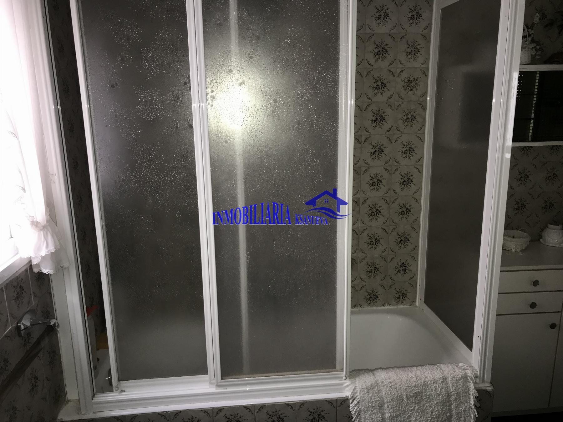 For sale of flat in Córdoba