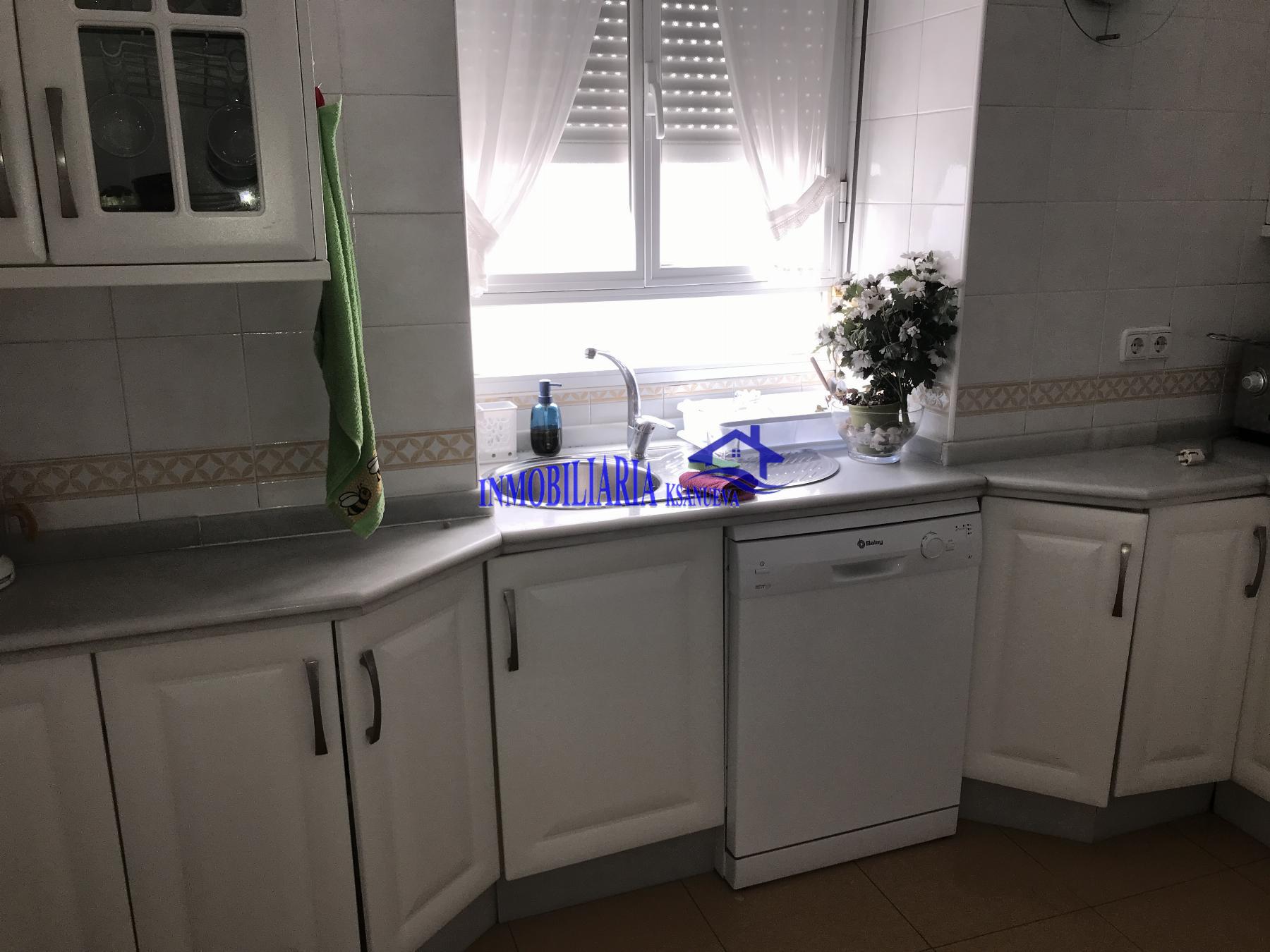 For sale of flat in Córdoba